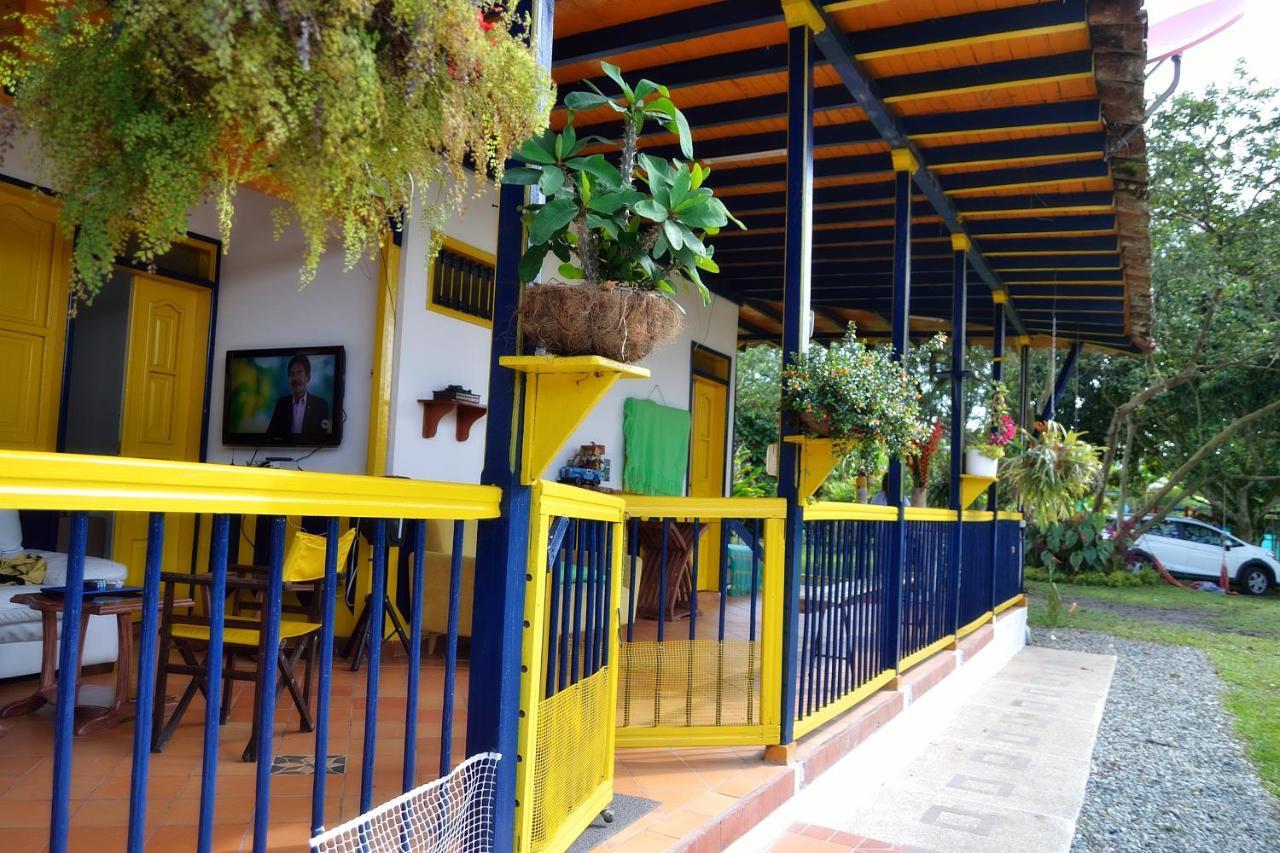 Casa Finca Villa Luz A 800 Mts Del Parque Del Cafe Montenegro Exterior foto